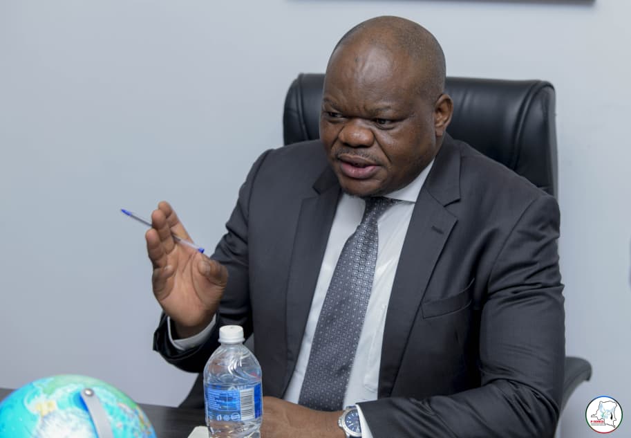 Prof. Ntanga Ntita — Portrait 2